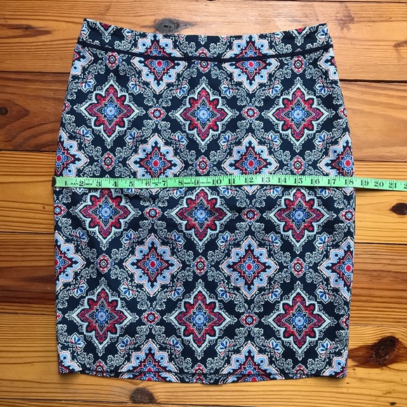 Talbots Red White Blue Pencil Skirt Bundle, EUC, 6P - Picture 13 of 16